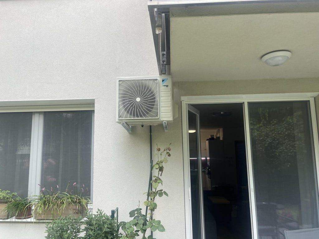 WIND Klímaszerviz - klímatelepítés - Daikin kültéri egység
